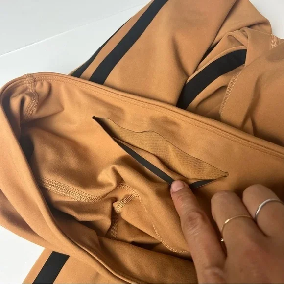 Lorna Jane Chai Arianna Core Ankle Biter
Tight NWT - Picture 10 of 10